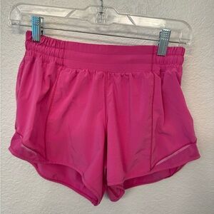 Lululemon Hotty Hot 2.5” Low Rise Short